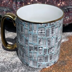 Bella 10 Strawberry Street Blue Gold Trim Mug Big City Brownstones NYC/London